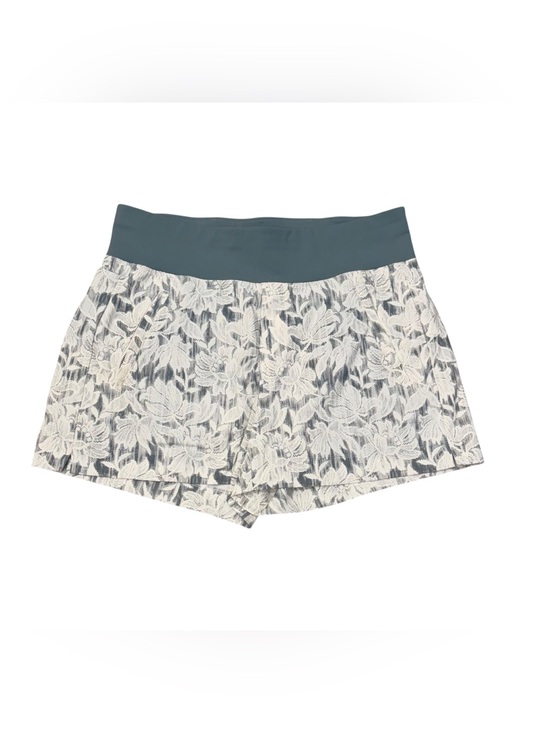 Athleta Pants - Athleta Trekkie North Cream Floral Lace Short with Sage Green
